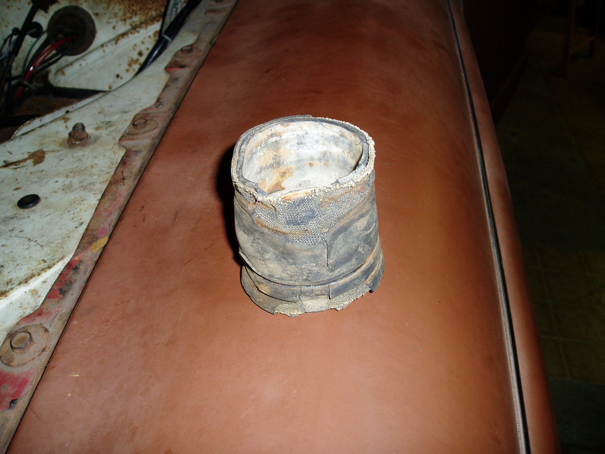 Gas-tank to filler tube coupling. 2.25" inside diameter (gas tank & tube are 2.25" OD).