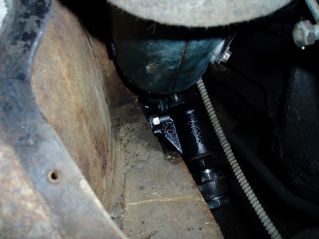 Saturday 4/1/06. Steering box from the passenger compartment.