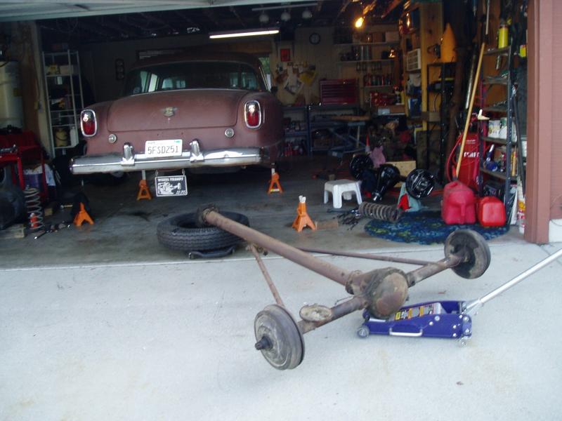 Sat 4/8/06. Old rear end comes out.