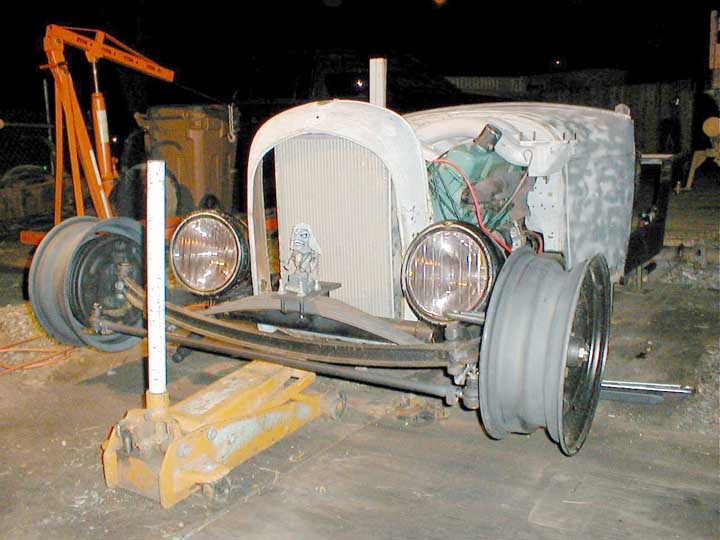 Front headlight proportions.