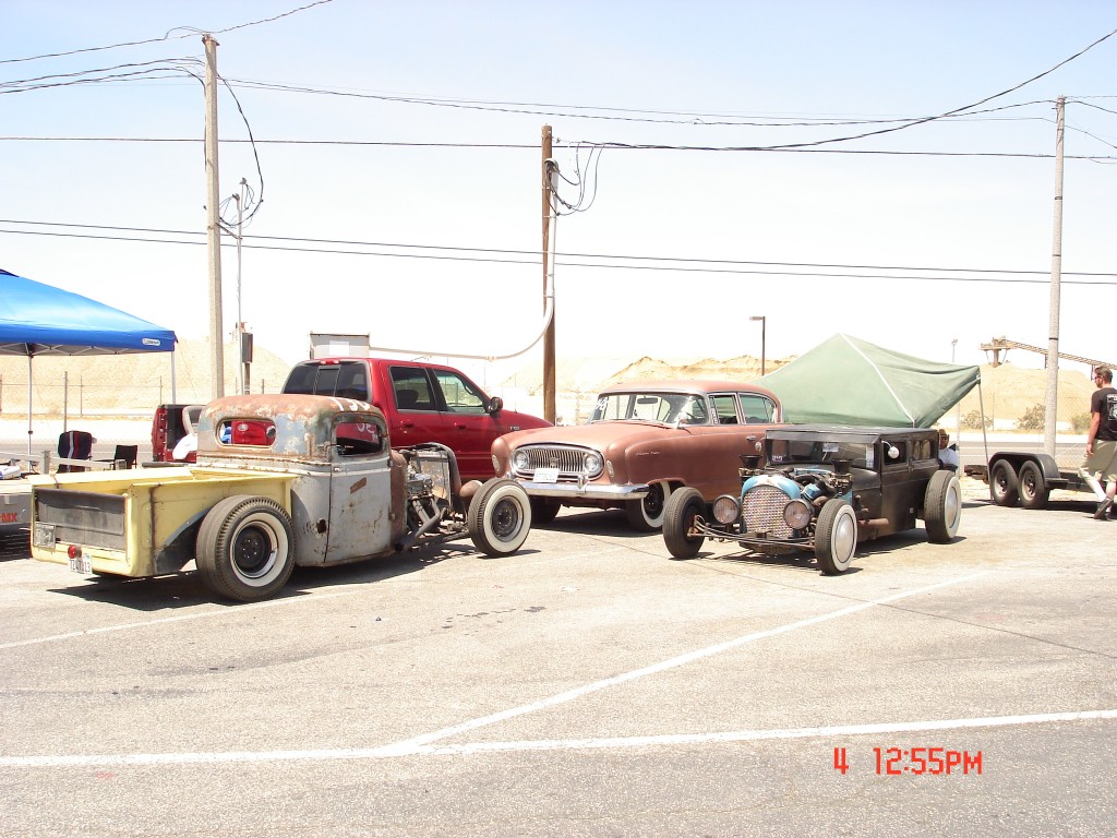 It doesn't stay cold for long though. The Antique Nationals at LACR were blazing!