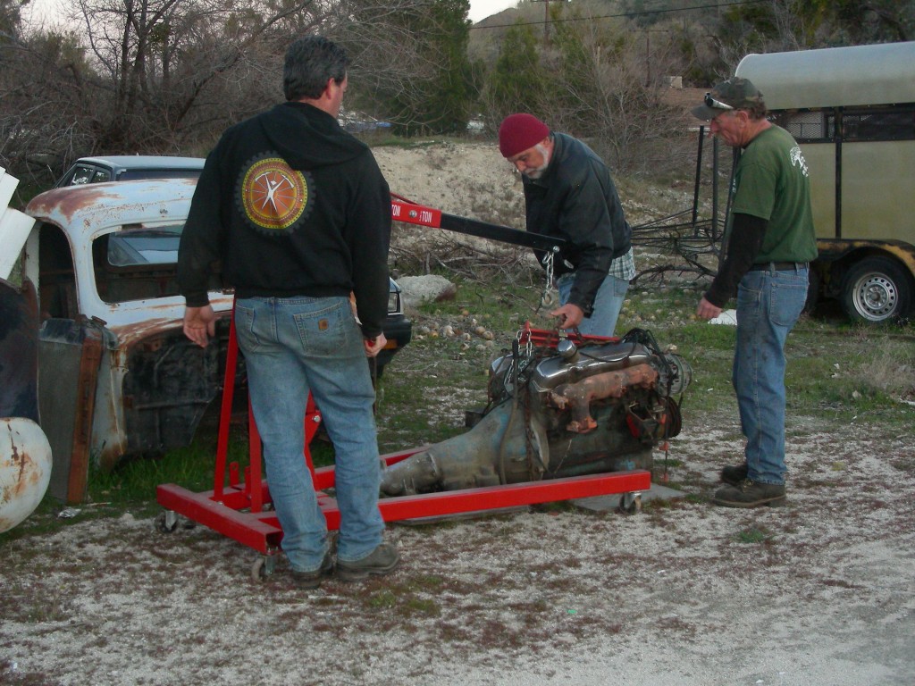 Replacement motor in Brian's yard. I bought it from him last year, but will be needing it sooner than I thought.