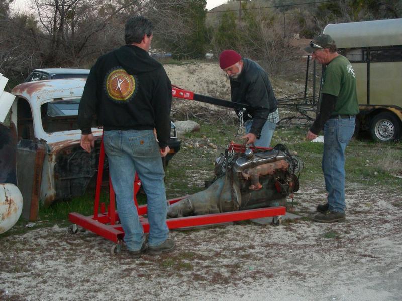Replacement motor in Brian's yard. I bought it from him last year, but will be needing it sooner than I thought.