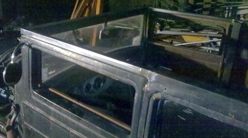 Years of being sat on bent the somewhat skinny top rails above the doors. I don't want to put a new roof on bent rails, so they'