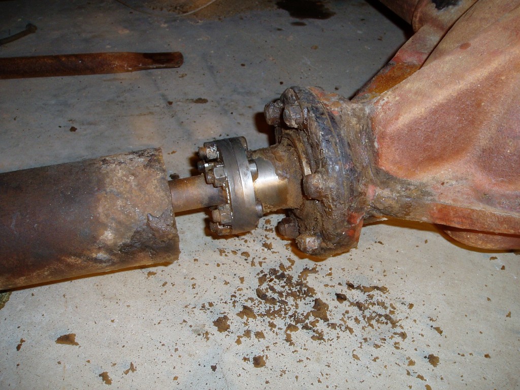 The torque-tube to differential connection.