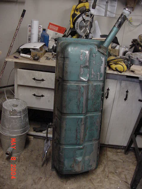 The_gas_tank.jpg