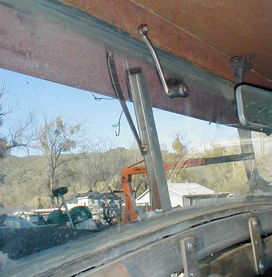 Towards the end of the weekend, I needed a fun easy project. I'm gonna retrofit a new wiper into the old holder.