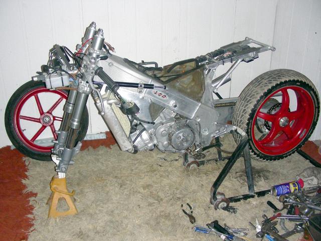 9 August - Motor in and final assembly underway.