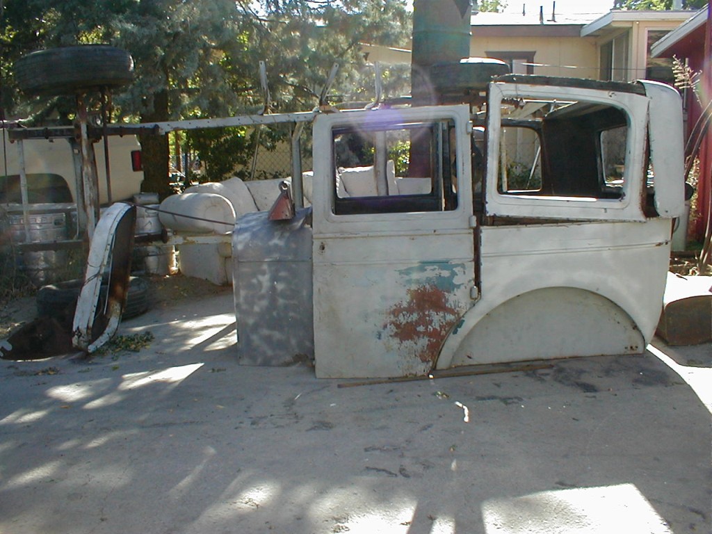 Unnecessary parts removed.
House of cards assembled.