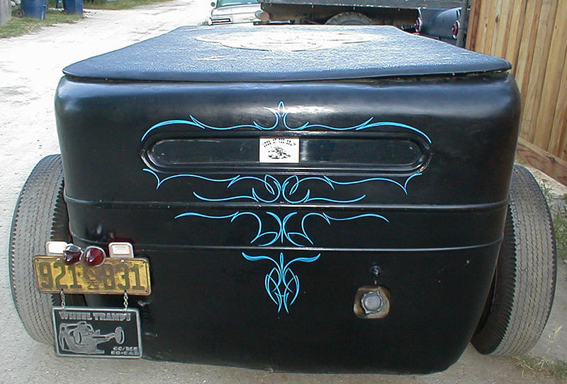 New striping from my favorite pinstriper, Jake.