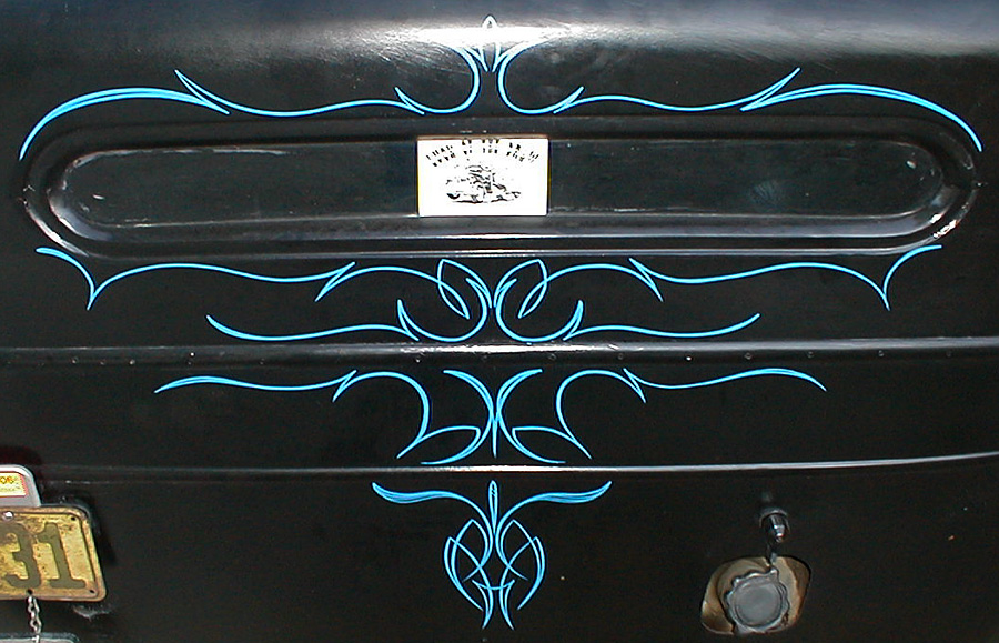 New striping from my favorite pinstriper, Jake Zachry.