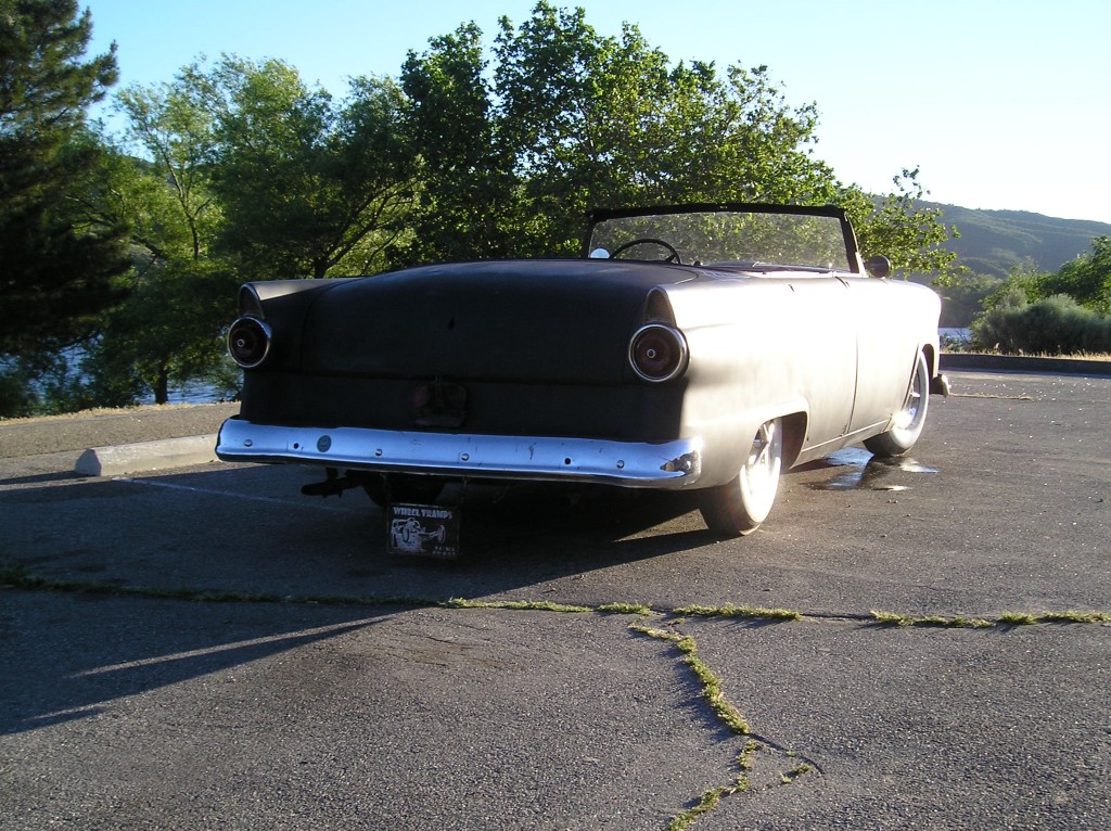 When the light hits her jusssst right, all the trim holes disappear.