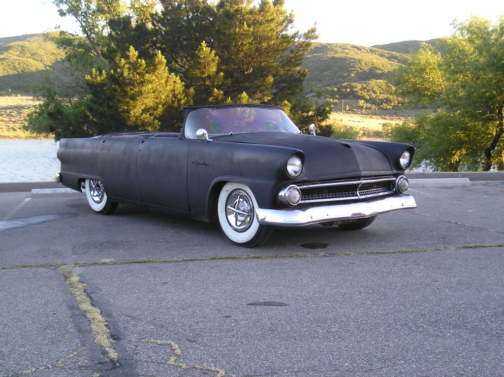 Yes, that puddle of water is coming from my car. 