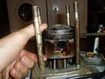 Piston & rings up close (2)