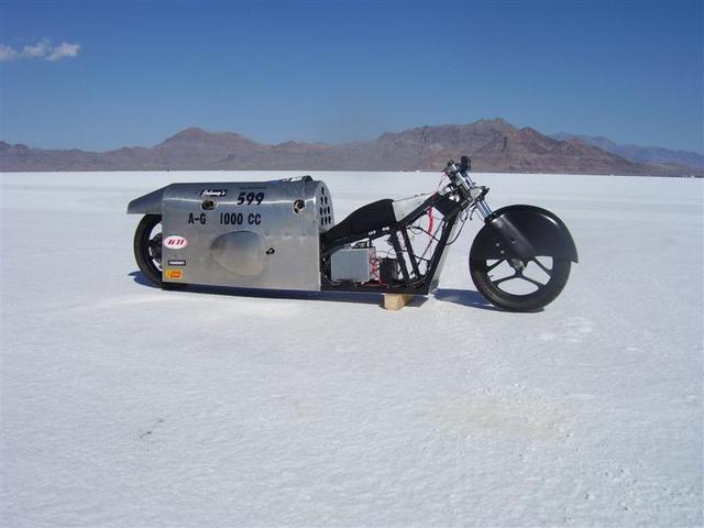 Scoop done, ready to make a pass.