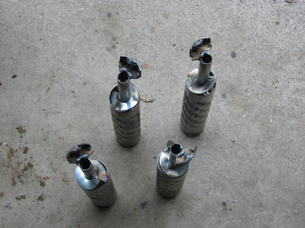 One side of baffels done. I have since made changes & will need to make more. They are way too loud for the local policia.