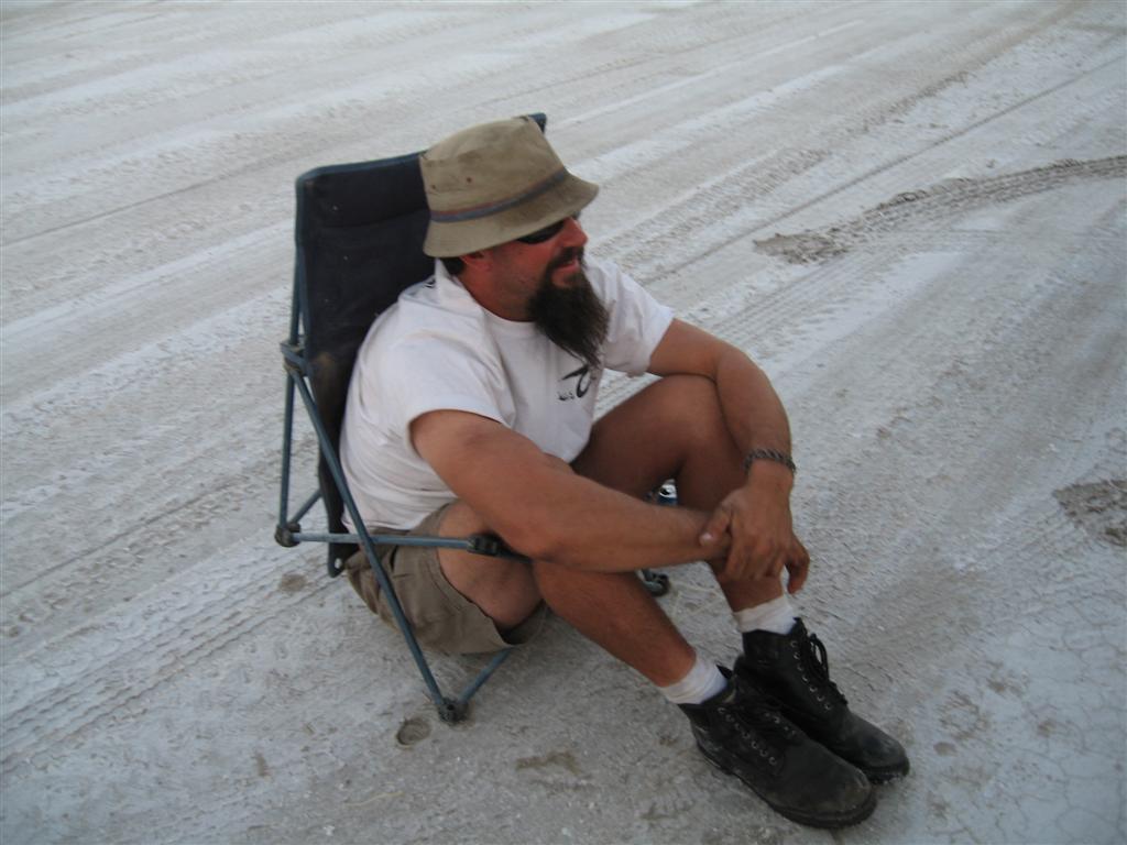 Broken chair shit goose.