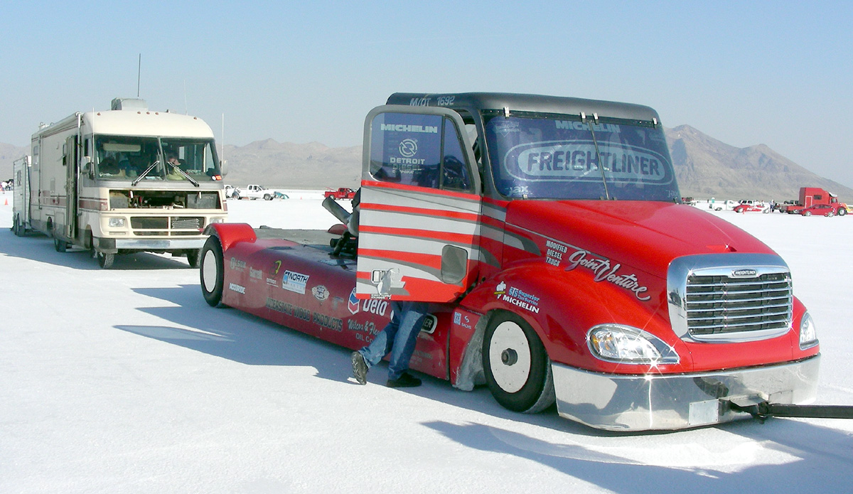 We had the pleasure of lining up right behind Joint Venture. Nice to not have to stick so close to the CB to listen for their pu