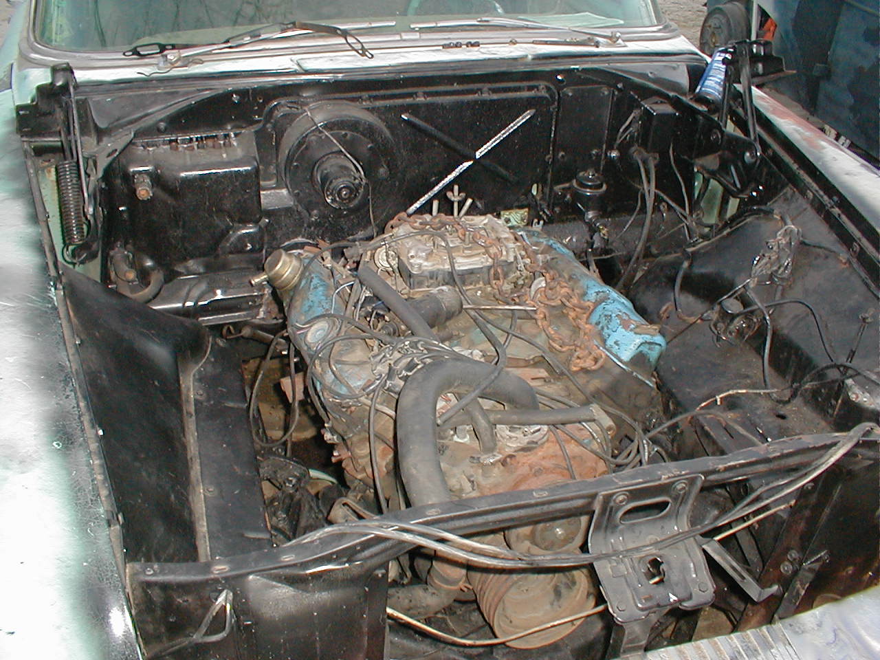 ...but the results are this - a transplanted 440 into a space where a 240 used to live!