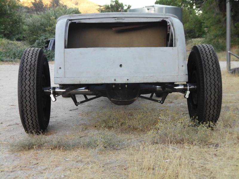 rear end  , ladder bars ,and spring