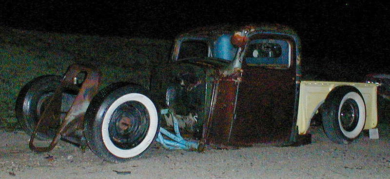 That's an earlier Chevy passenger grille shell there.